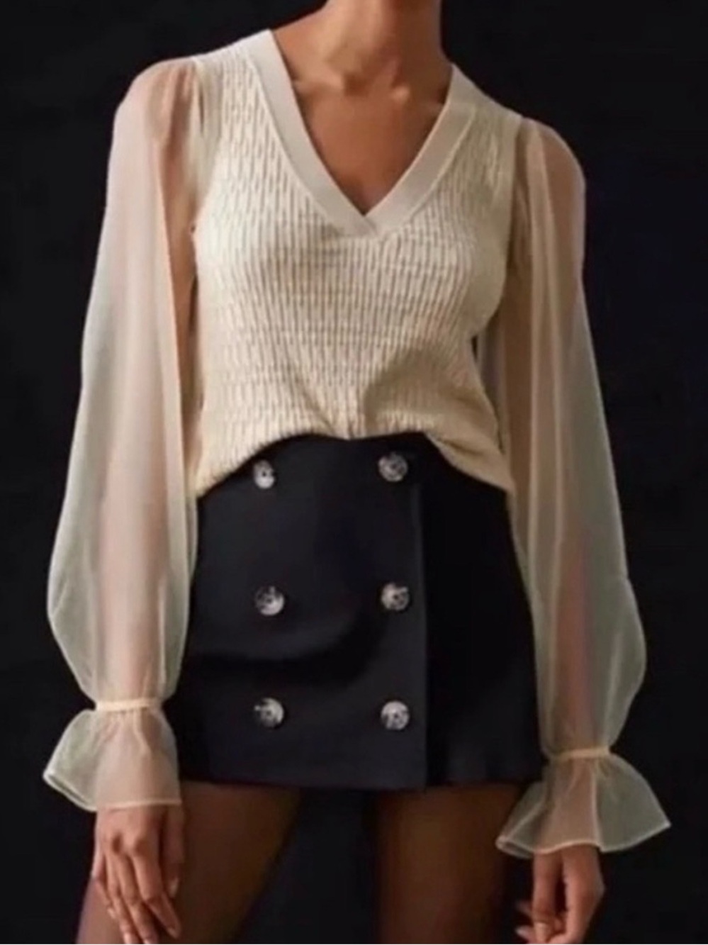 Anthropologie Cream Knit V‑Neck Top with Sheer Puff Sleeves XS